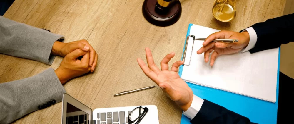 How to Choose Top Corporate Lawyers for Startup Funding Success