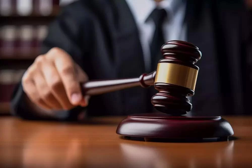 Finding a Good Lawyer for Traffic Violations: Tips to Protect Your Driving Record