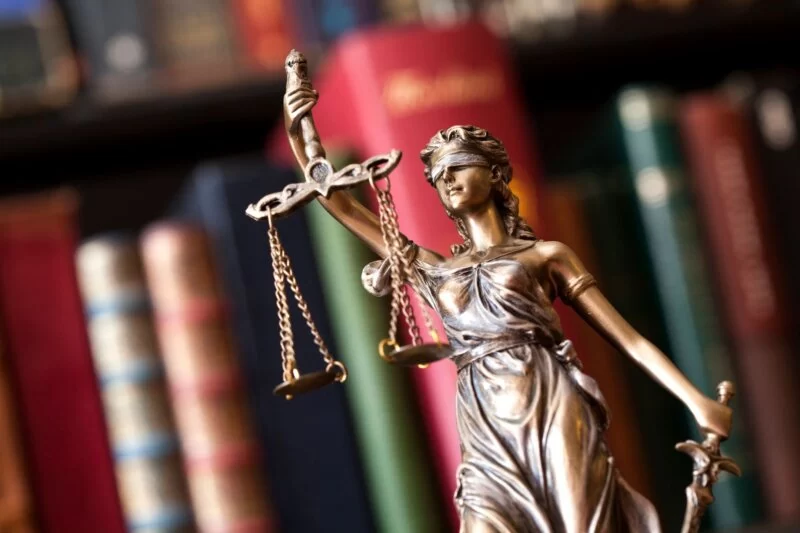 Essential Legal Tips for Entrepreneurs and Startups to Build a Strong Foundation