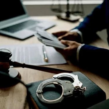 How Criminal Defense Lawyers Effectively Approach White-Collar Crime Cases