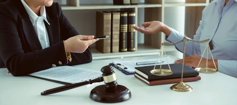 How to Hire the Right Criminal Defense Attorney for Your Case