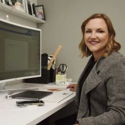 Lindsay Lien ico
