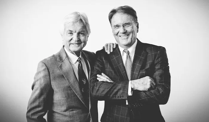 Lindell & Lavoie LLP 1