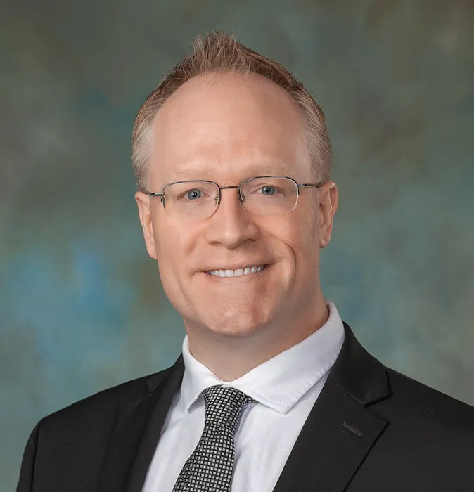 Criminal Defense Attorney: Colin Bell Esq. 3