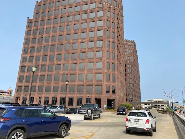EDELMAN & THOMPSON | Accident, Injury & Death Lawyers in Kansas City, MO 3