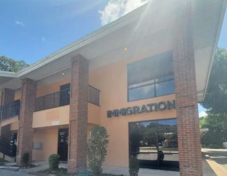 IMMIGRATION LEGAL GROUP LLC