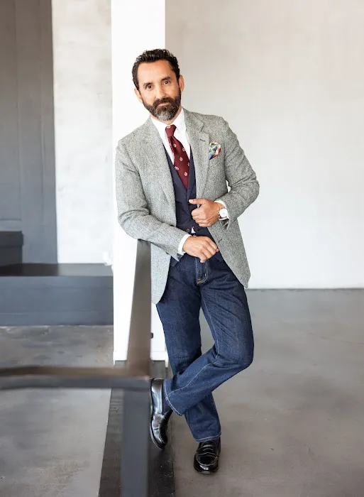 Mariano Acuña and Associates 4