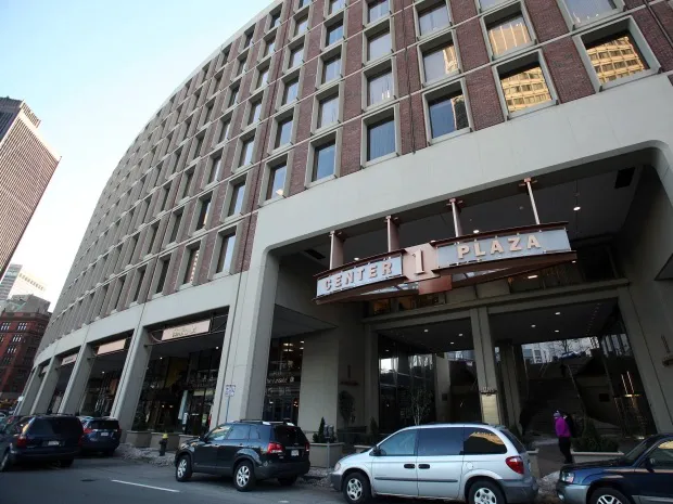 Law Offices of Andrew S. Guisbond 4