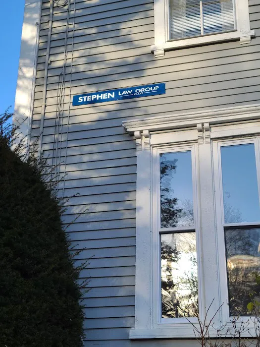 Stephen Law Group Injury Lawyers 8