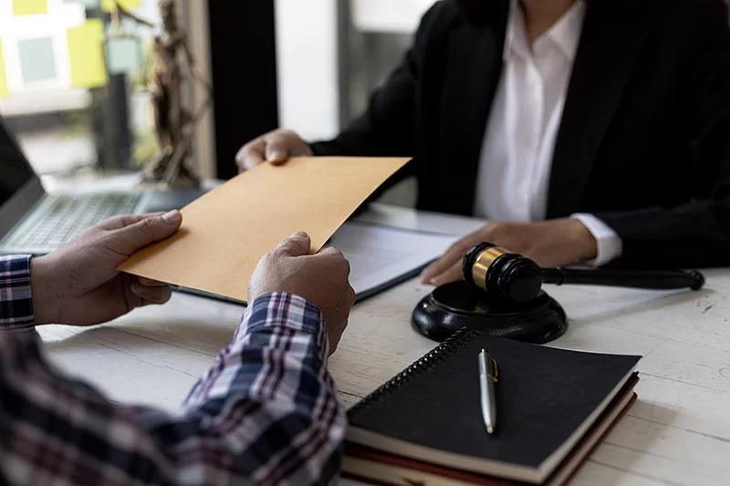 Finding a Lawyer for Workers Compensation Claims: Expert Tips and Guidance