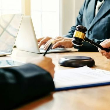 Top Lawyers for Medical Malpractice Claims: Expertise and Success Stories