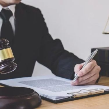 How to Choose a Lawyer With Niche Expertise