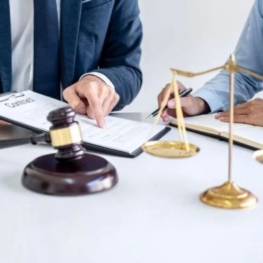 How to Choose a Lawyer With Niche Expertise That Truly Fits Your Case