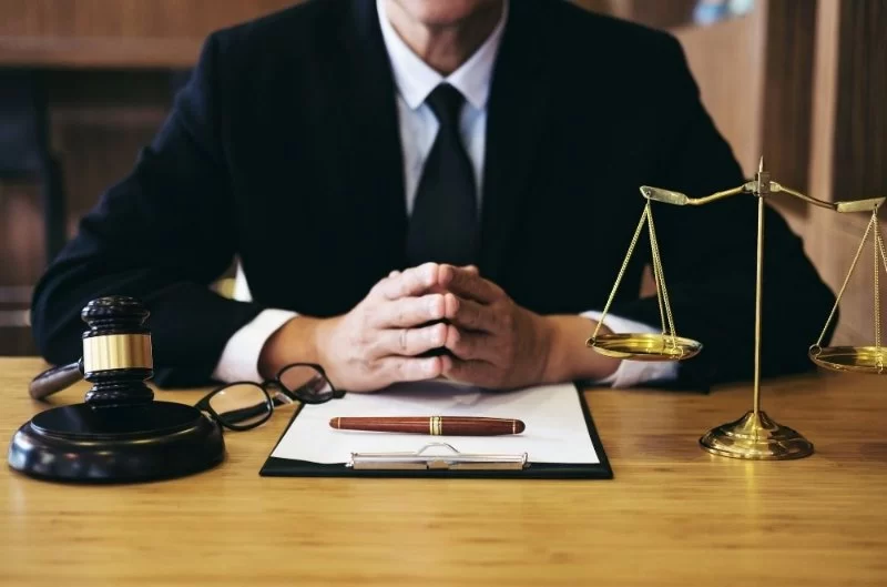 What to Do If You’re Not Happy With Your Lawyer – Steps to Take