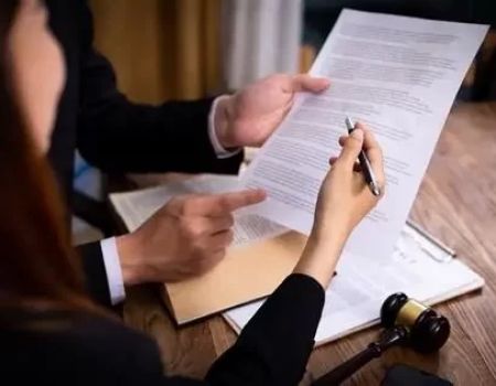 The Role of an Estate Lawyer in Preventing Litigation