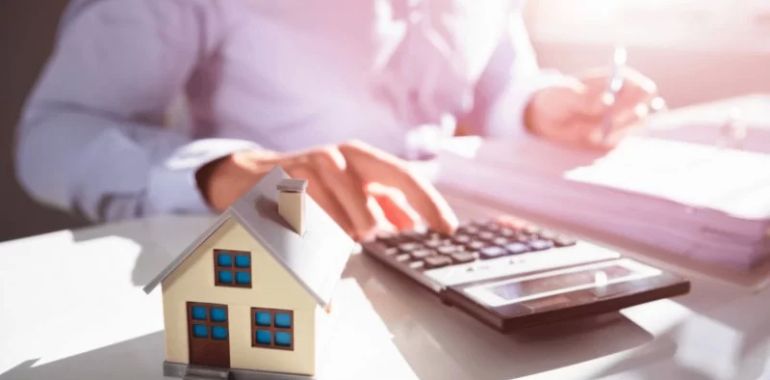 What Happens if a Property Is Sold With Existing Liens?