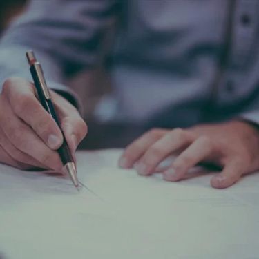 Can a Handwritten Will Be Enforced in Court? | Understanding Legal Requirements