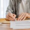 The Difference Between Testamentary and Living Trusts